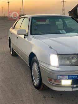 تۆیۆتا کراون